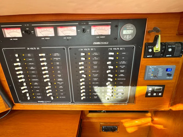 Tack Yacht Photos Pics 