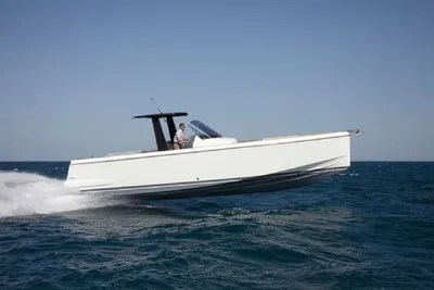 2013 Fjord 36' Open