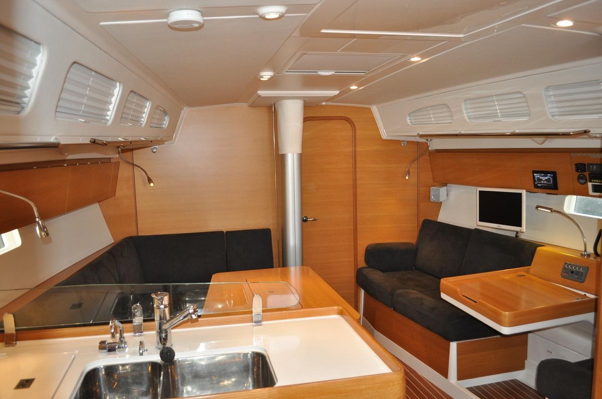 2011 X-Yachts 43 