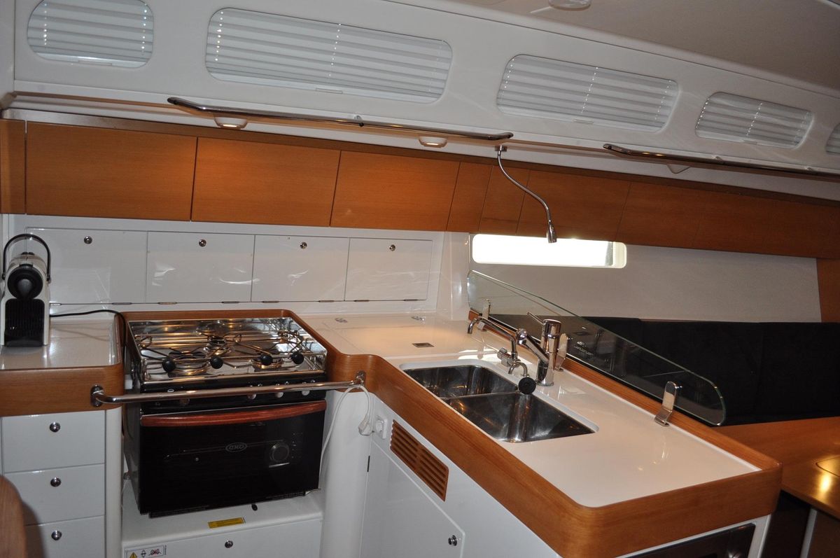 2011 X-Yachts 43 