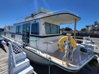 1987 Harbor Master 52 Walk-Around