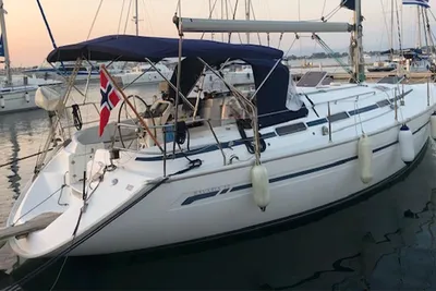 2002 Bavaria 38 Cruiser