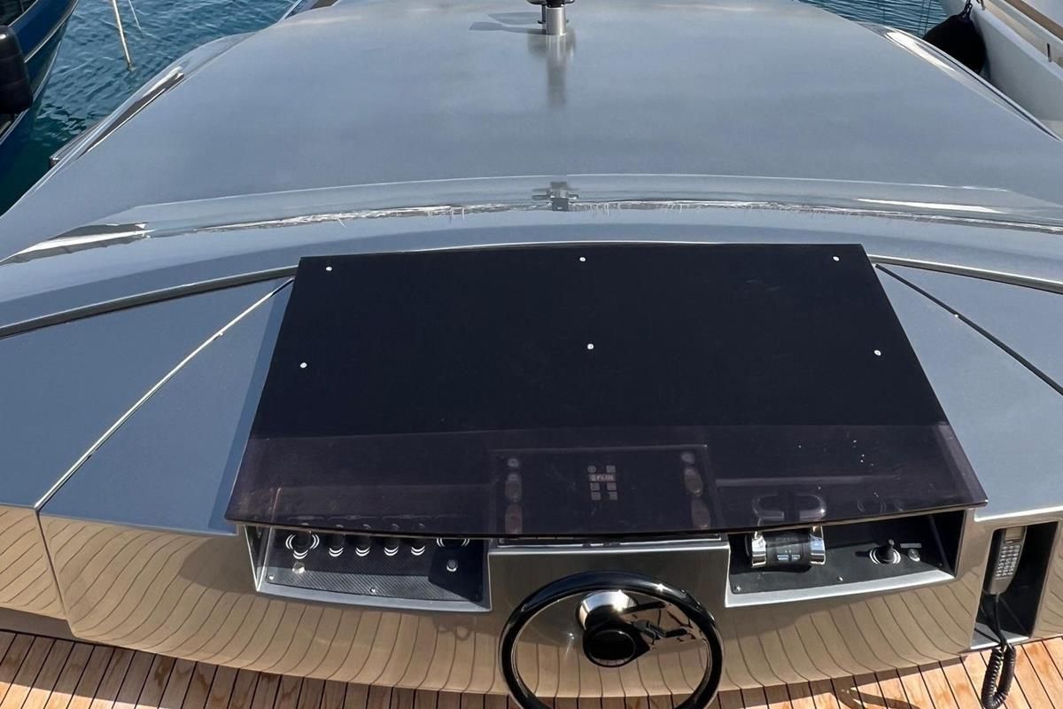 2012 Pershing 75 