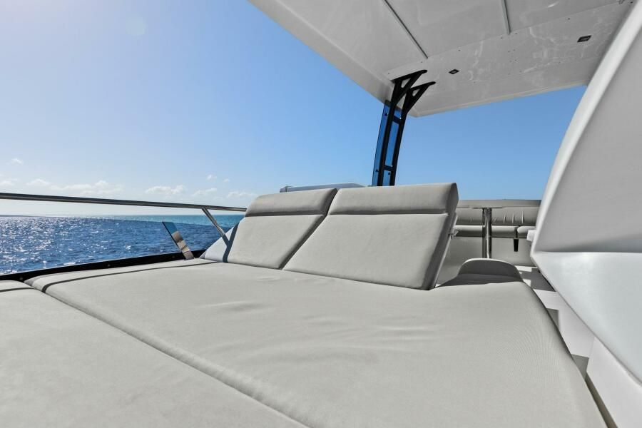 2022 Prestige 46 