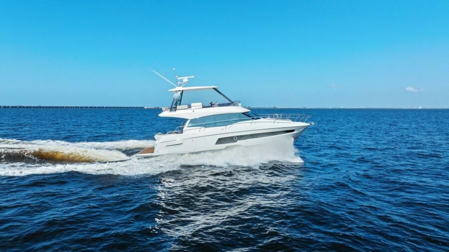 2022 Prestige 46 