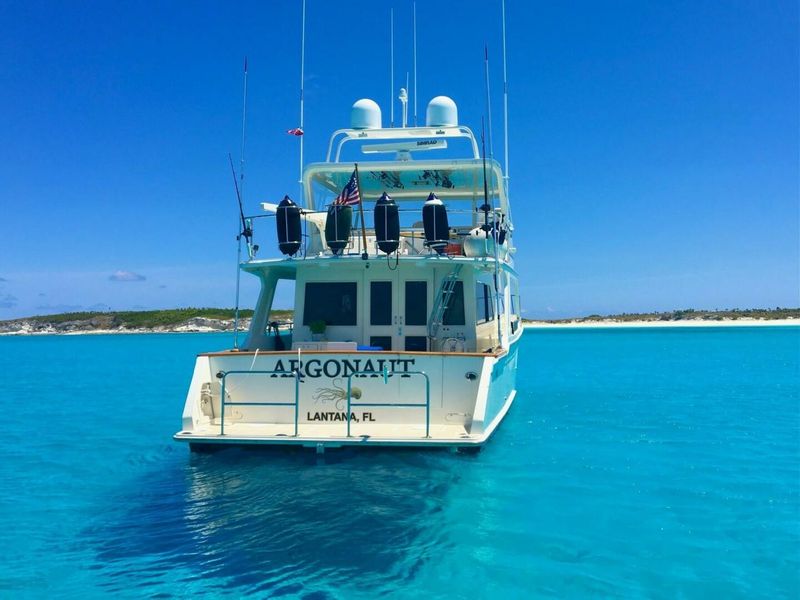 2005 Offshore Yachts Pilothouse