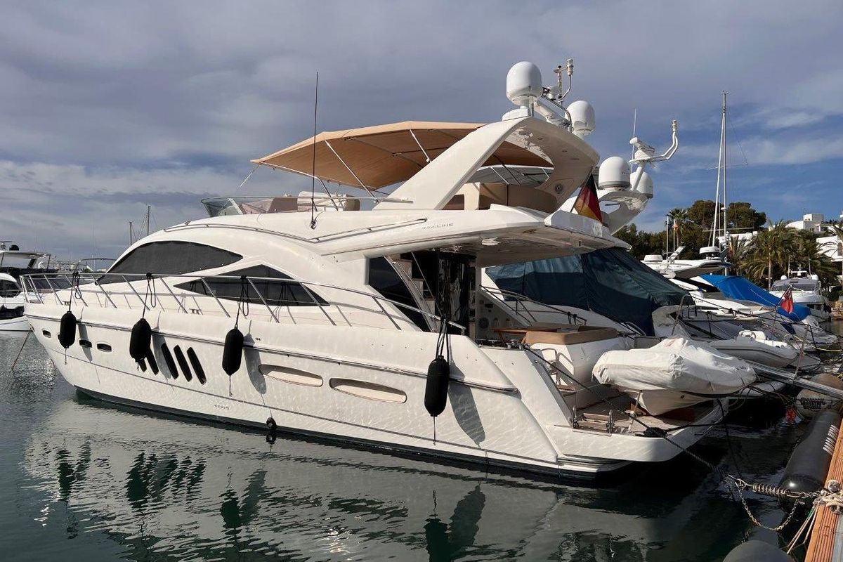 2009 Sealine 62 
