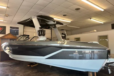 Nautique G25