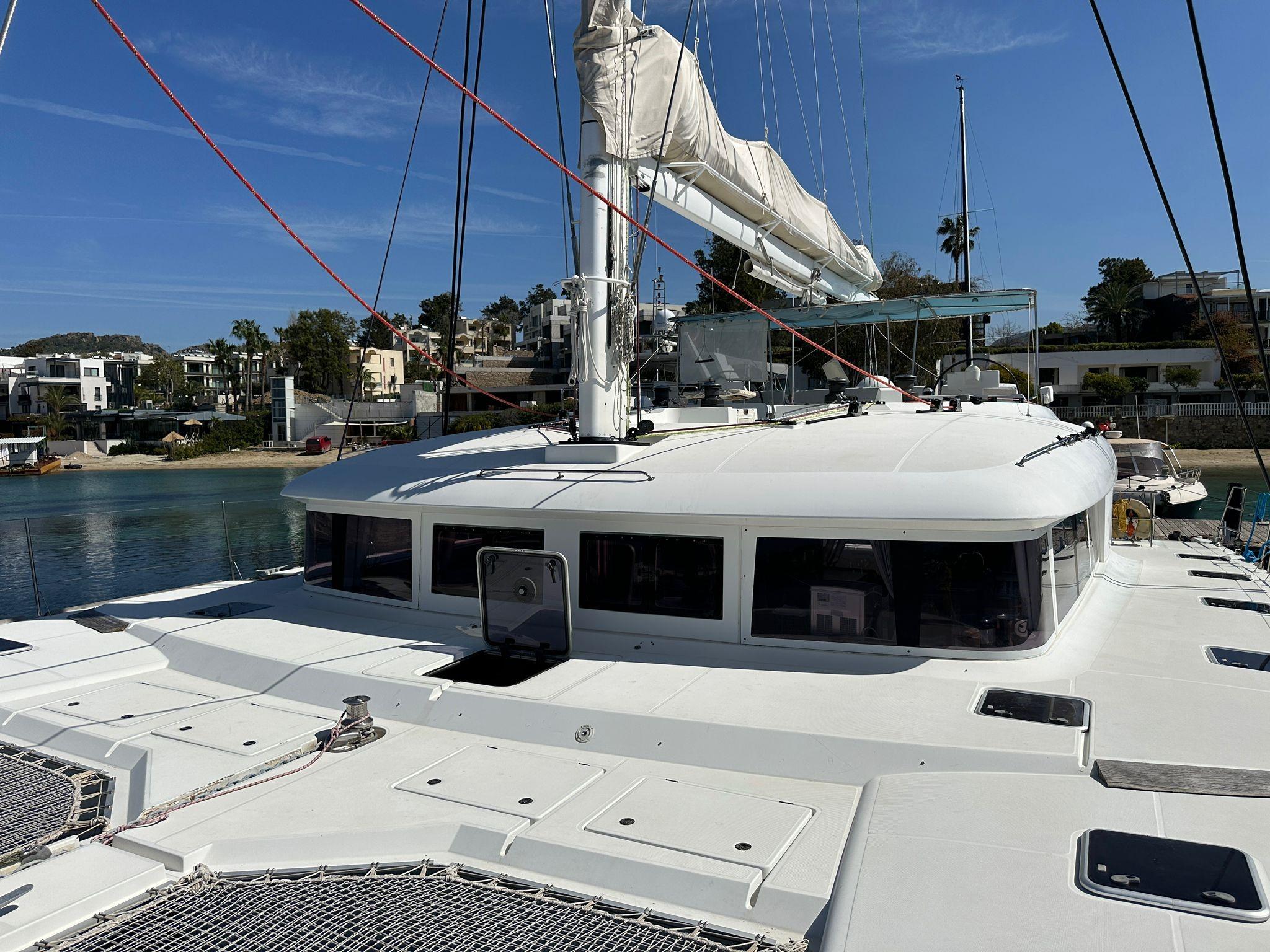 2011 Lagoon 62 Catamaran for sale - YachtWorld