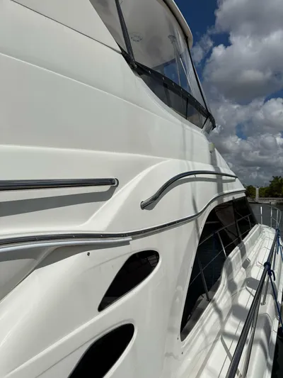 Sandian Yacht Photos Pics 