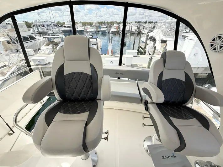 Sandian Yacht Photos Pics 