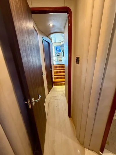 Sandian Yacht Photos Pics 