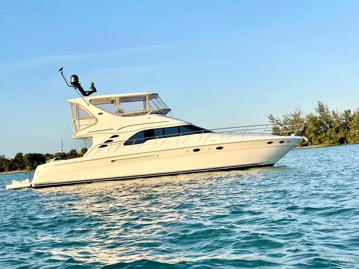 Sandian Yacht Photos Pics 