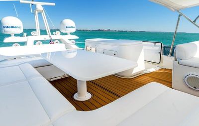 Yacht