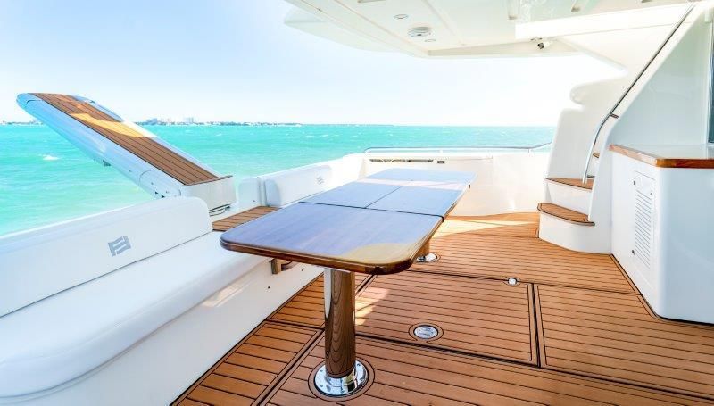 2011 Ferretti Yachts 66 
