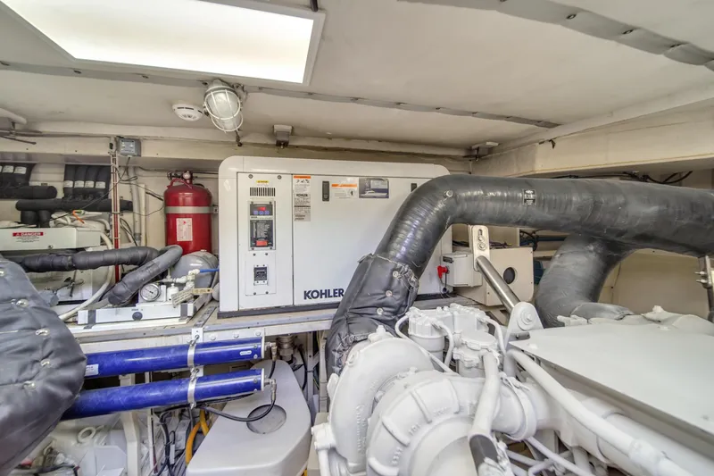 Hope Yacht Photos Pics 