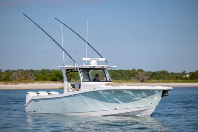 Edgewater 370CC
