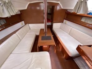2011 Beneteau Oceanis 34