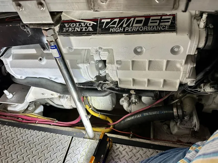 Crop Loan Yacht Photos Pics 