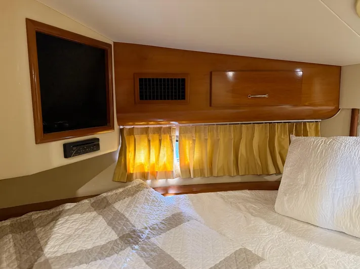 Crop Loan Yacht Photos Pics 