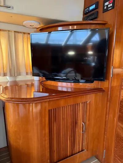 Crop Loan Yacht Photos Pics 