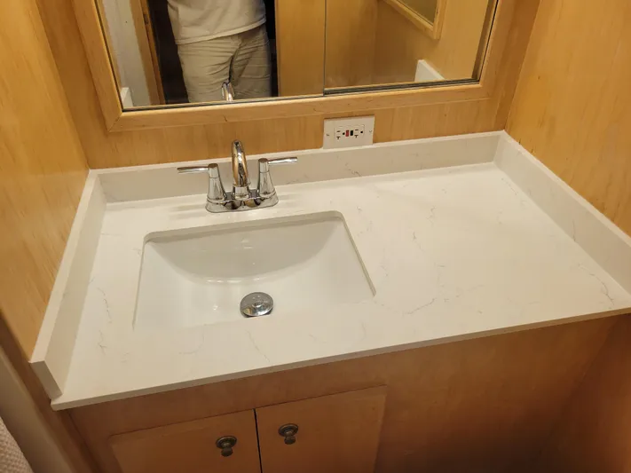  Yacht Photos Pics Bathroom sink with marble countertop in 1997 Navigator 5000 Classic.