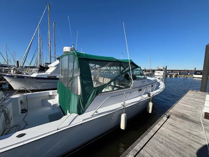 Island Time Yacht Photos Pics 