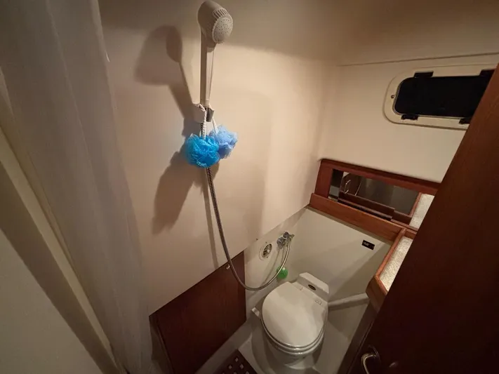 Island Time Yacht Photos Pics 