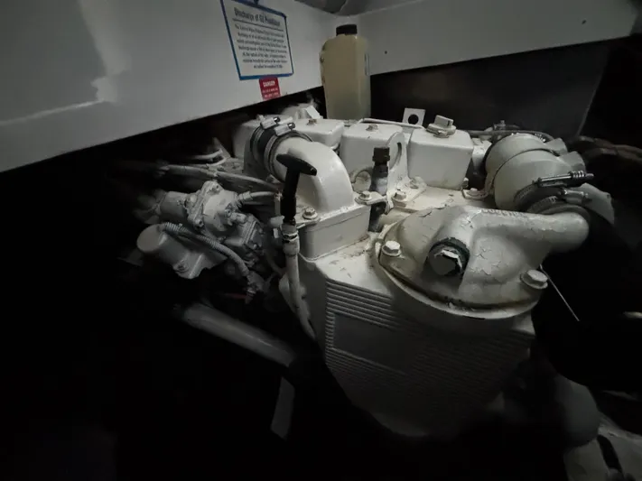 Island Time Yacht Photos Pics 