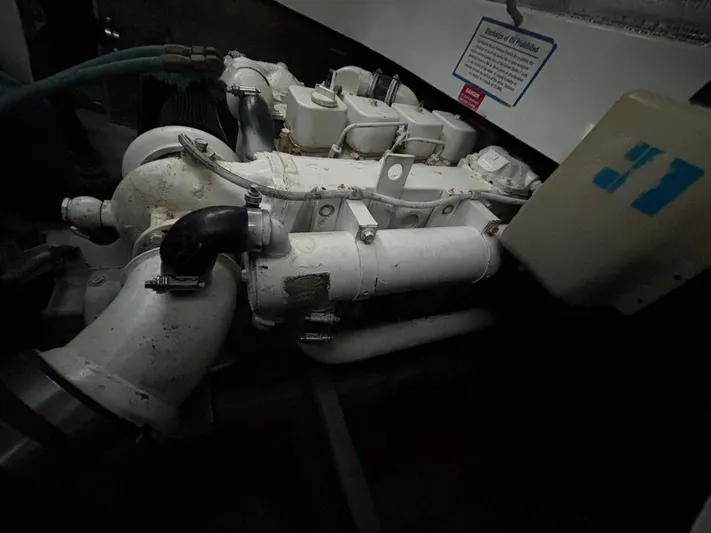 Island Time Yacht Photos Pics 