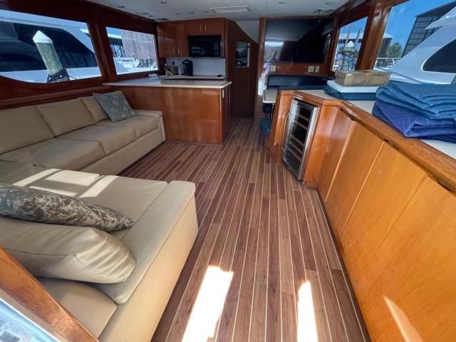 1999 Hatteras Convertible