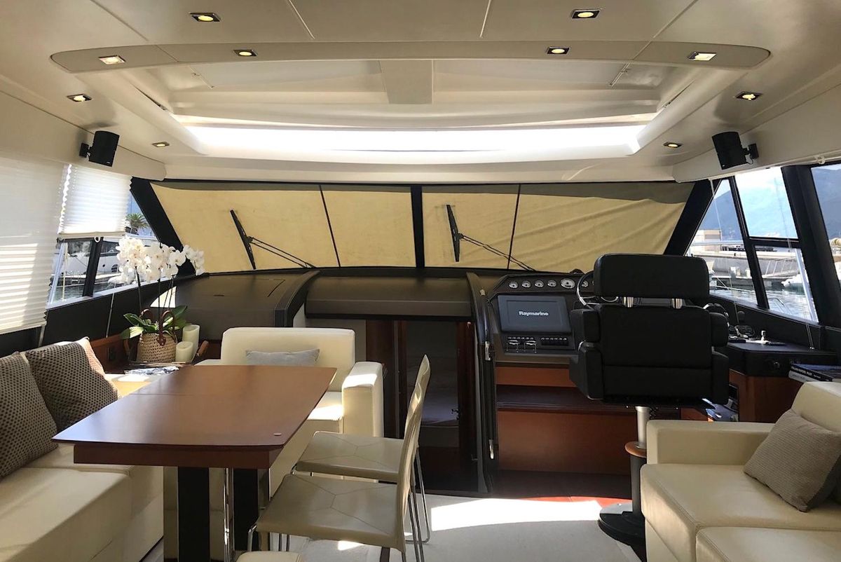 2012 Prestige 63 