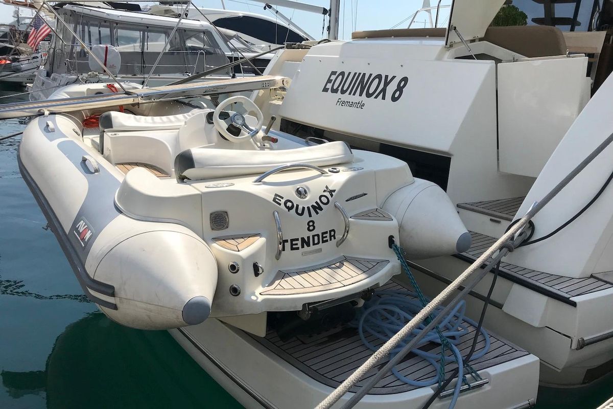 2012 Prestige 63 
