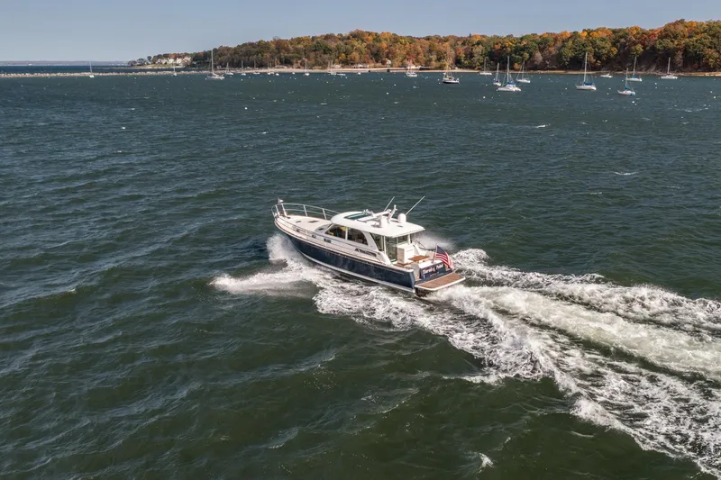 Turning Point Yacht Photos Pics 