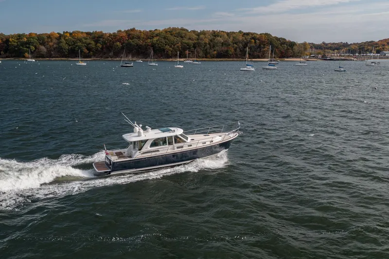 Turning Point Yacht Photos Pics 