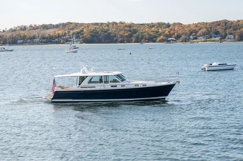 Turning Point Yacht Photos Pics 