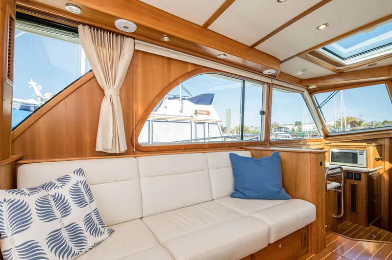 Turning Point Yacht Photos Pics 