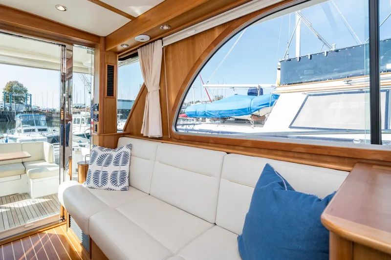 Turning Point Yacht Photos Pics 