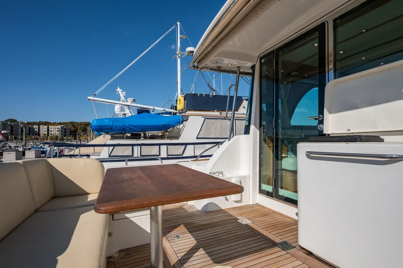 Turning Point Yacht Photos Pics 