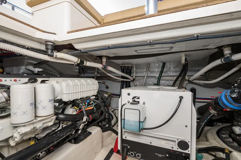 Turning Point Yacht Photos Pics 