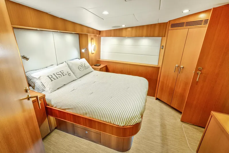 Salty K Yacht Photos Pics 