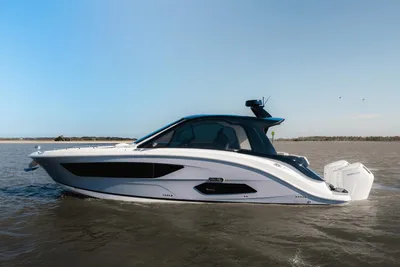 Sea Ray 370 SUNDANCER OB