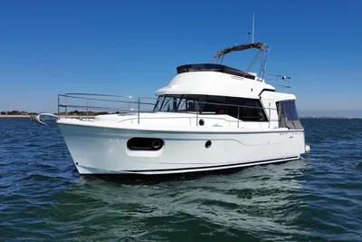 2019 Beneteau Swift Trawler 35