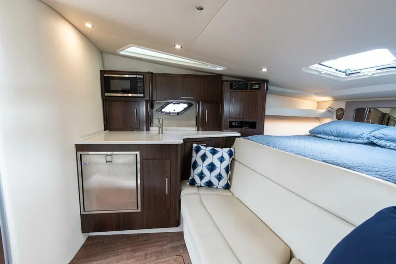  Yacht Photos Pics 2017 Regal 35 Sport Coupe - Image 21