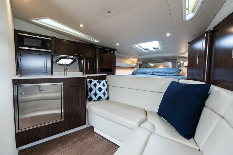  Yacht Photos Pics 2017 Regal 35 Sport Coupe - Image 20