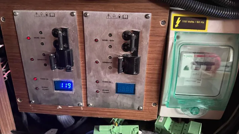 Sterling Lady Ix Yacht Photos Pics 2024 Beneteau Antares 9 Controls