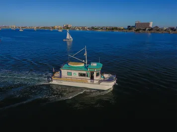 House boats for sale
