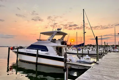 Sea Ray 480 Sedan Bridge