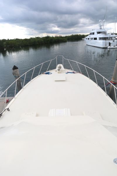 1987 Hatteras 55 Convertible