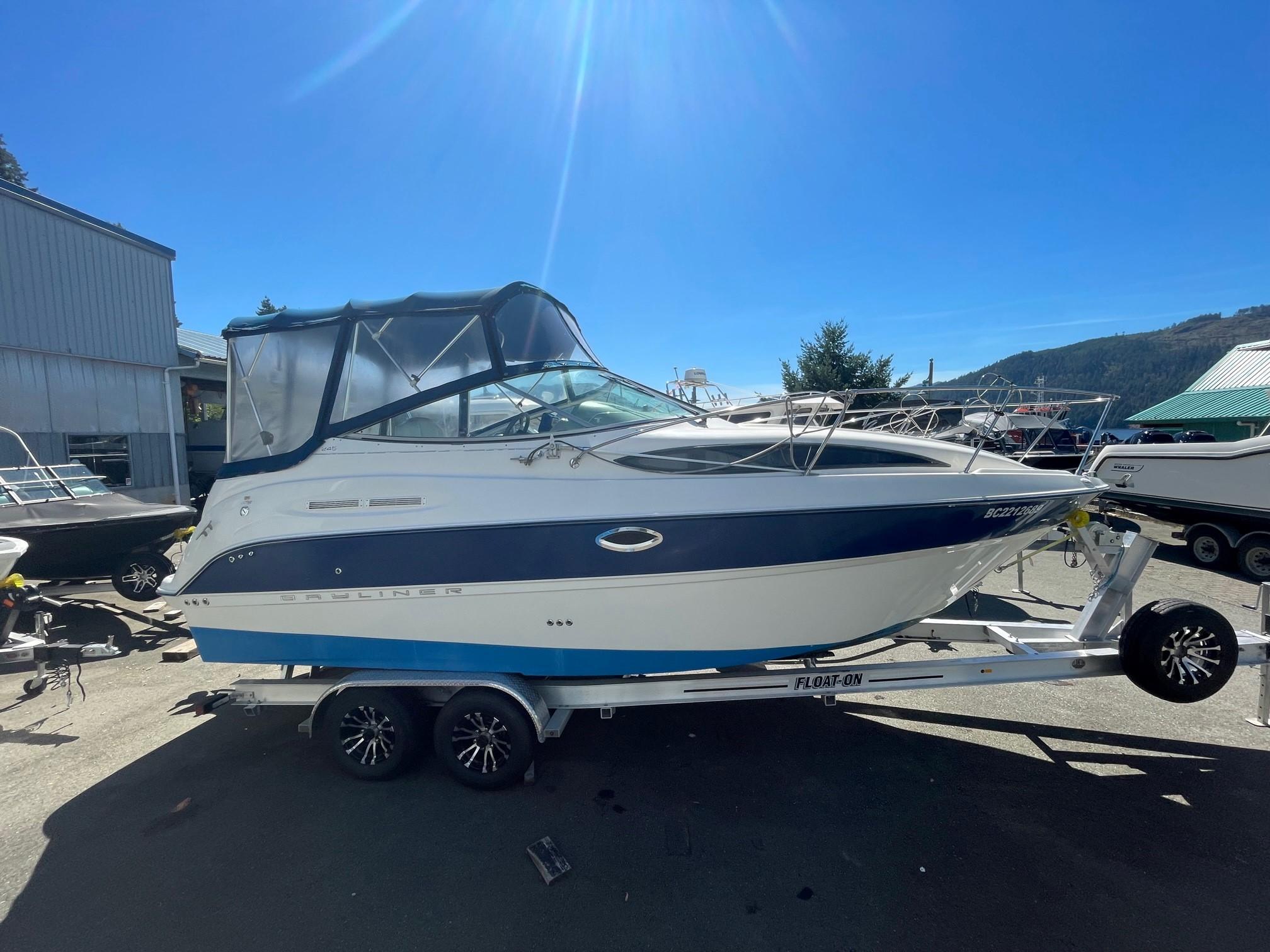 Bayliner 245 deals